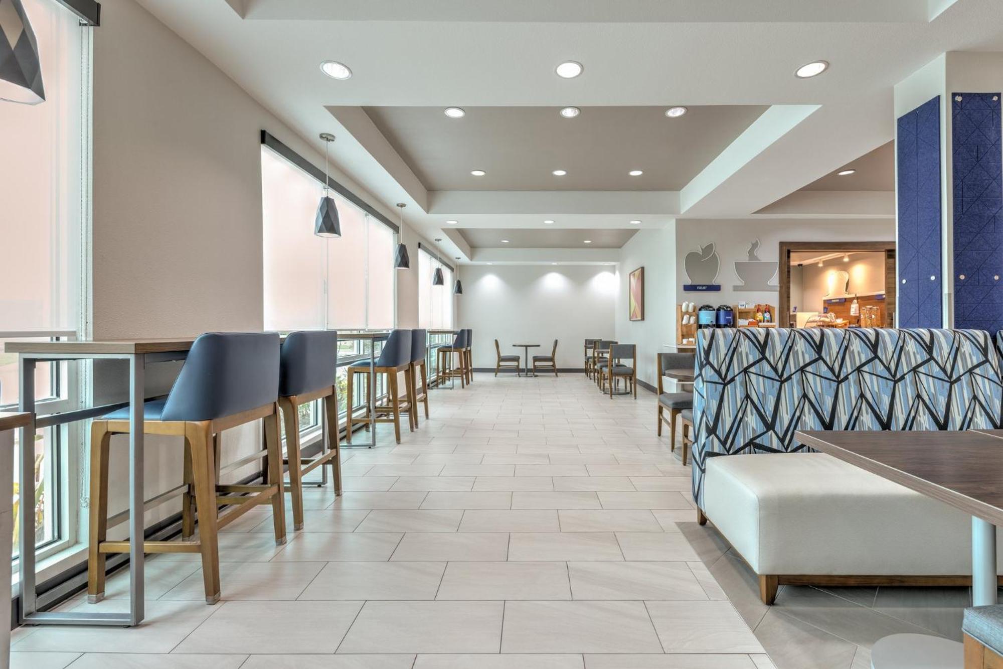 Express And By Ihg 2* Athens