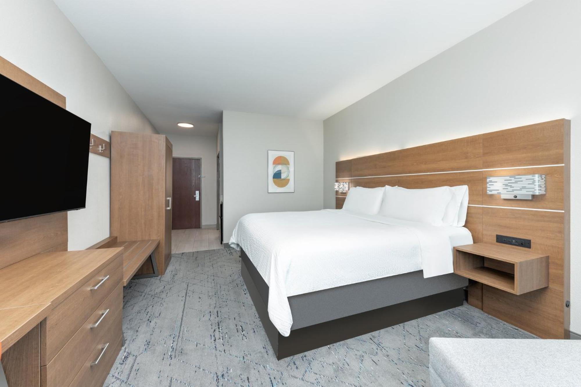 Express And By Ihg Athens